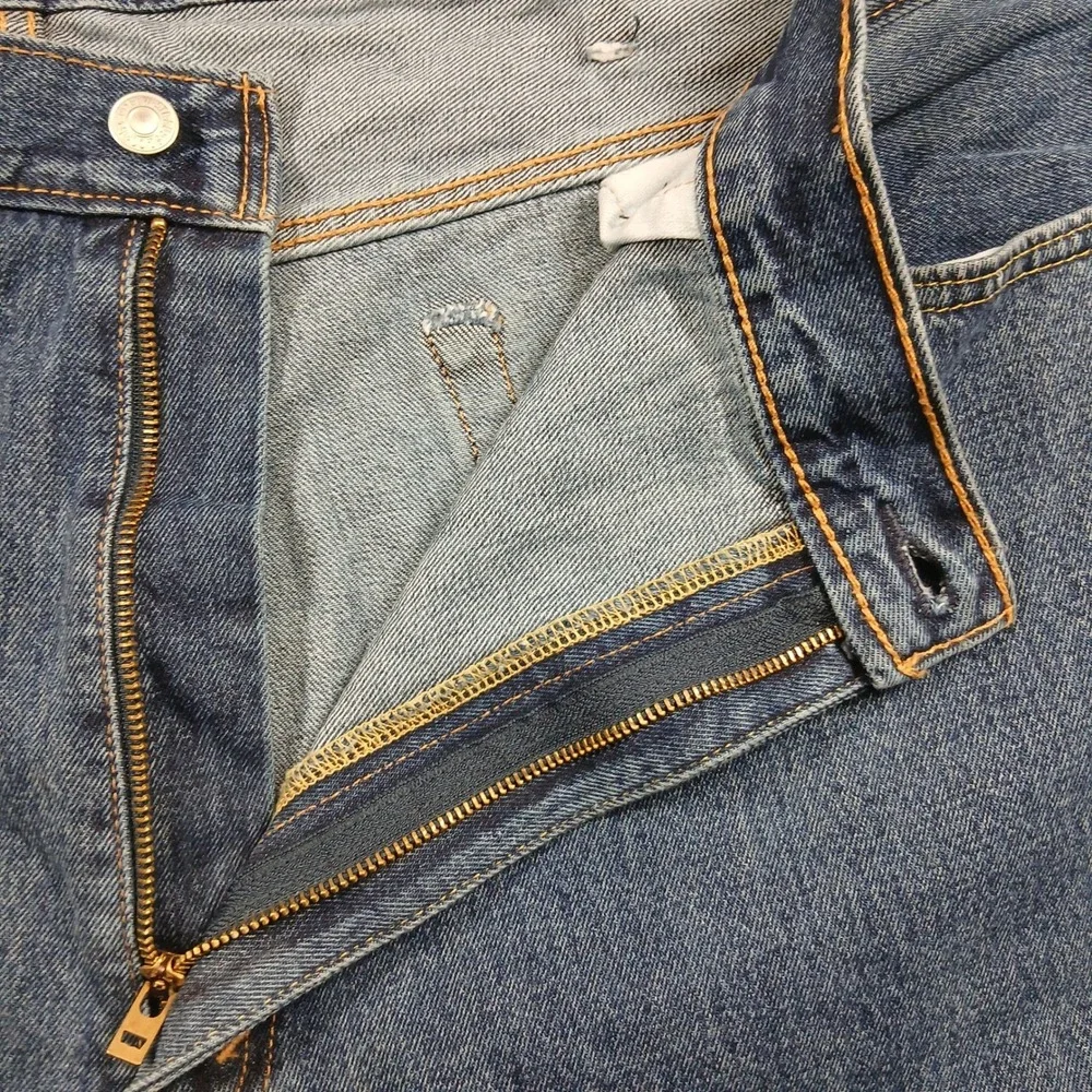 Levi's 550‎ Relaxed Fit Tapered Jeans Mens 48x30 Stonewash Denim 01550-4886